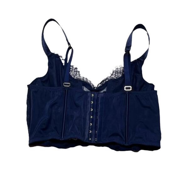 Victoria's Secret Jeweled Embroidered Lace-Up Corset Size XS - Picture 2 of 3